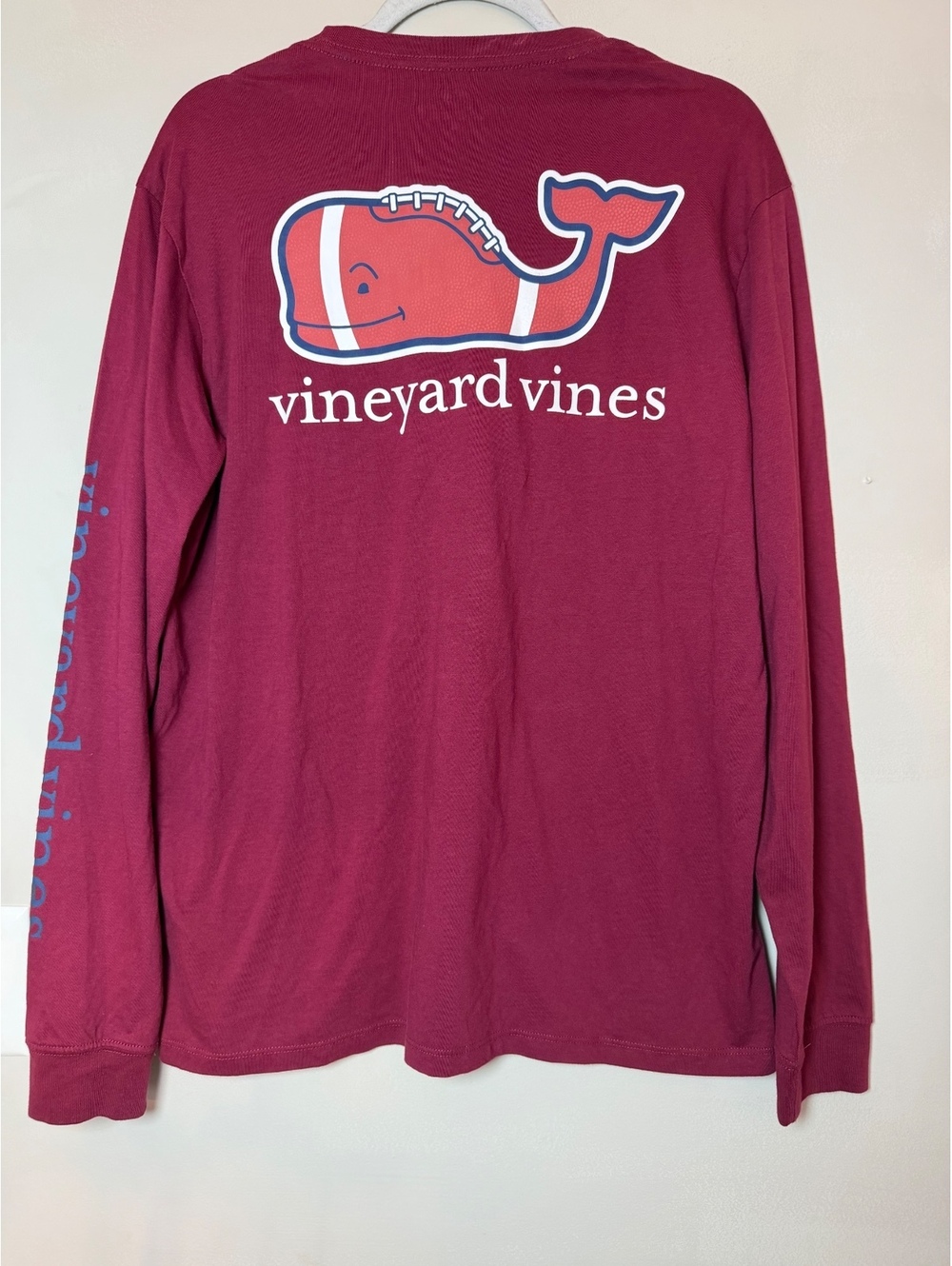 Vineyard Vines Long Sleeve Football Whale Pocket T-Shirt Medium Cotton.NEW